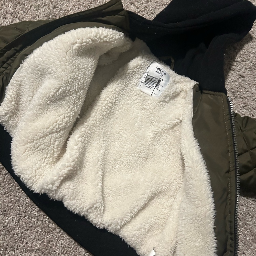 Quilted Olive Green Bomber Jacket with Black Hood- 3T - Picture 3 of 6